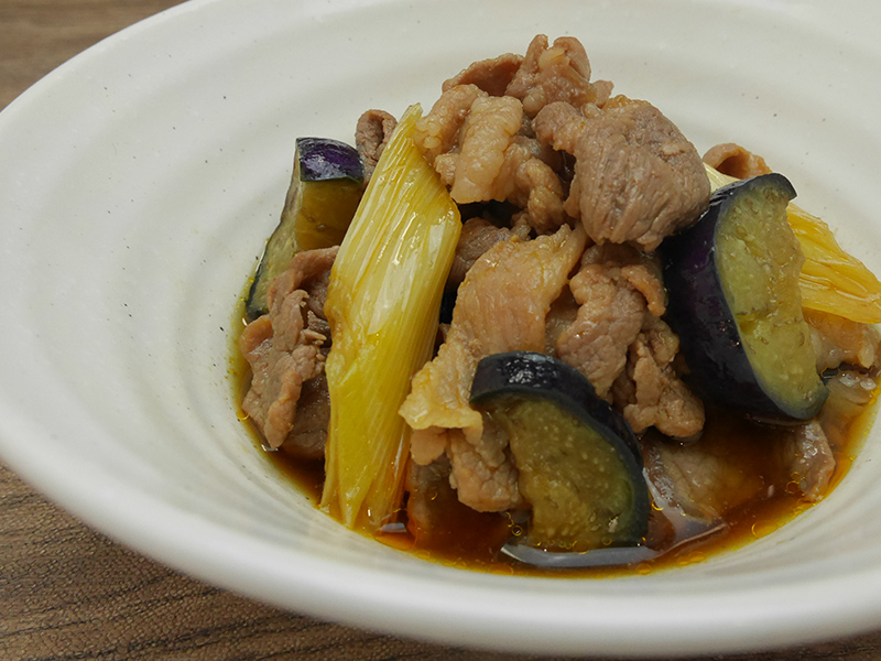 茄子と豚肉のすき焼き風煮込み