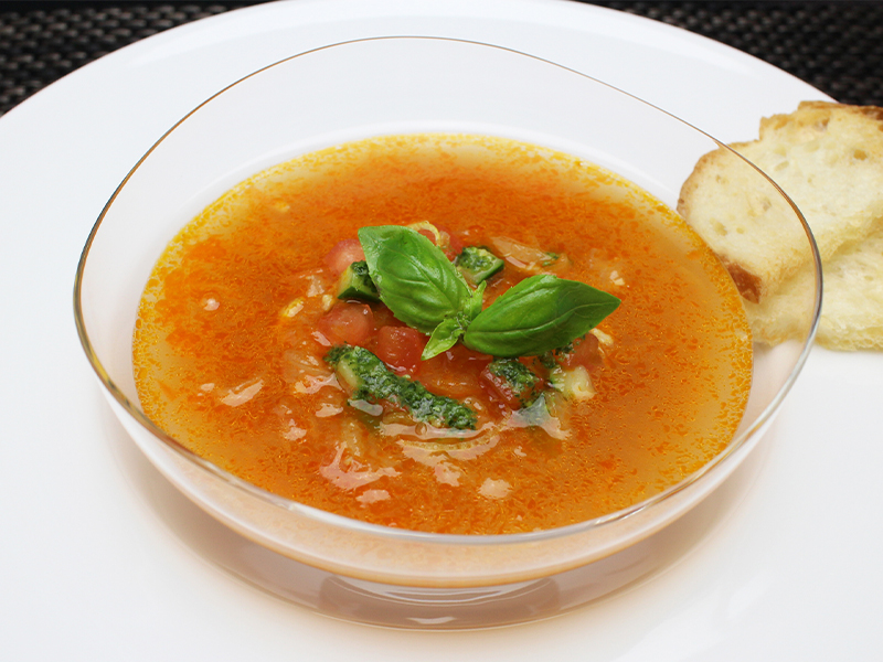 白身魚とトマトの冷製スープ(ブイヤベース風)